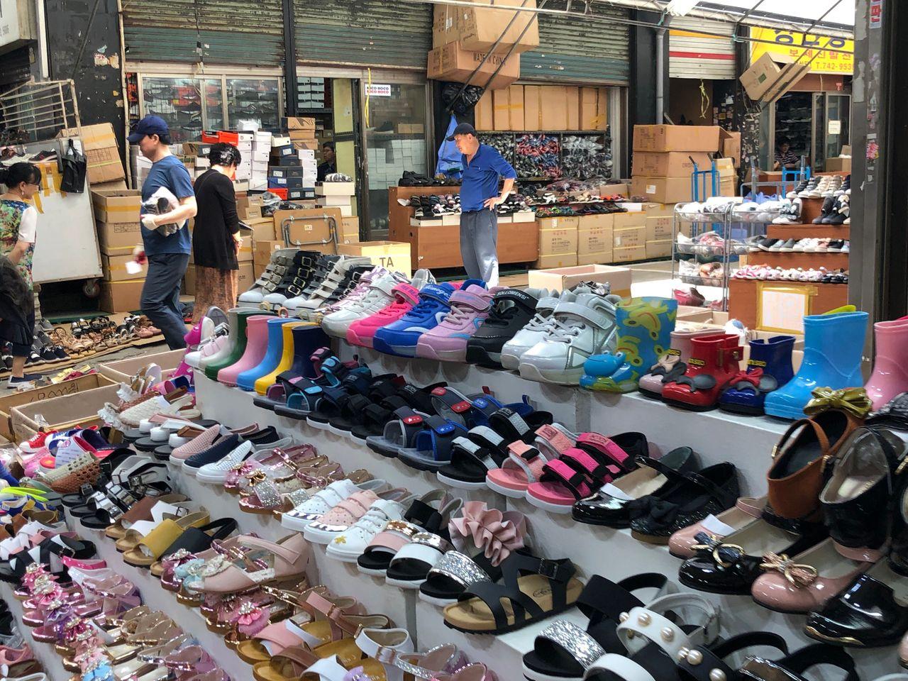 A Visit to the Dongdaemun Shoes Market